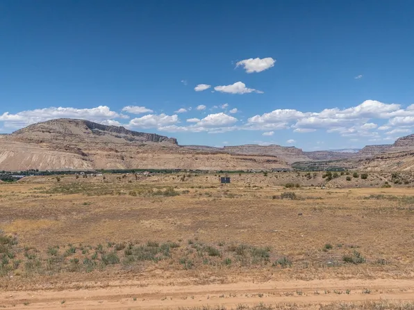 589 39th Rd, Palisade, CO 81526