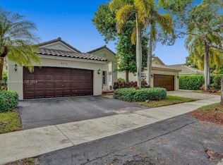 4373 Mahogany Ridge Dr, Fort Lauderdale, FL 33331