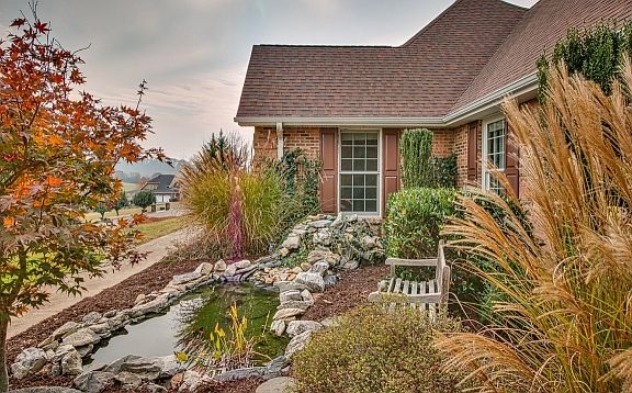 5th image of 130 Lake Harbor Dr