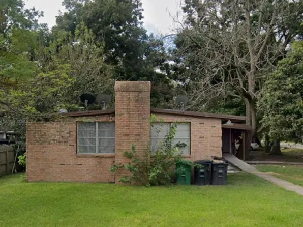 911 Fortune St, Houston, TX 77088
