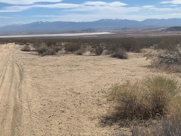 Tanner Rd, Adelanto, CA 92301