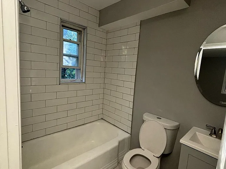8306 Roanoke Ave #3 — Photo 6
