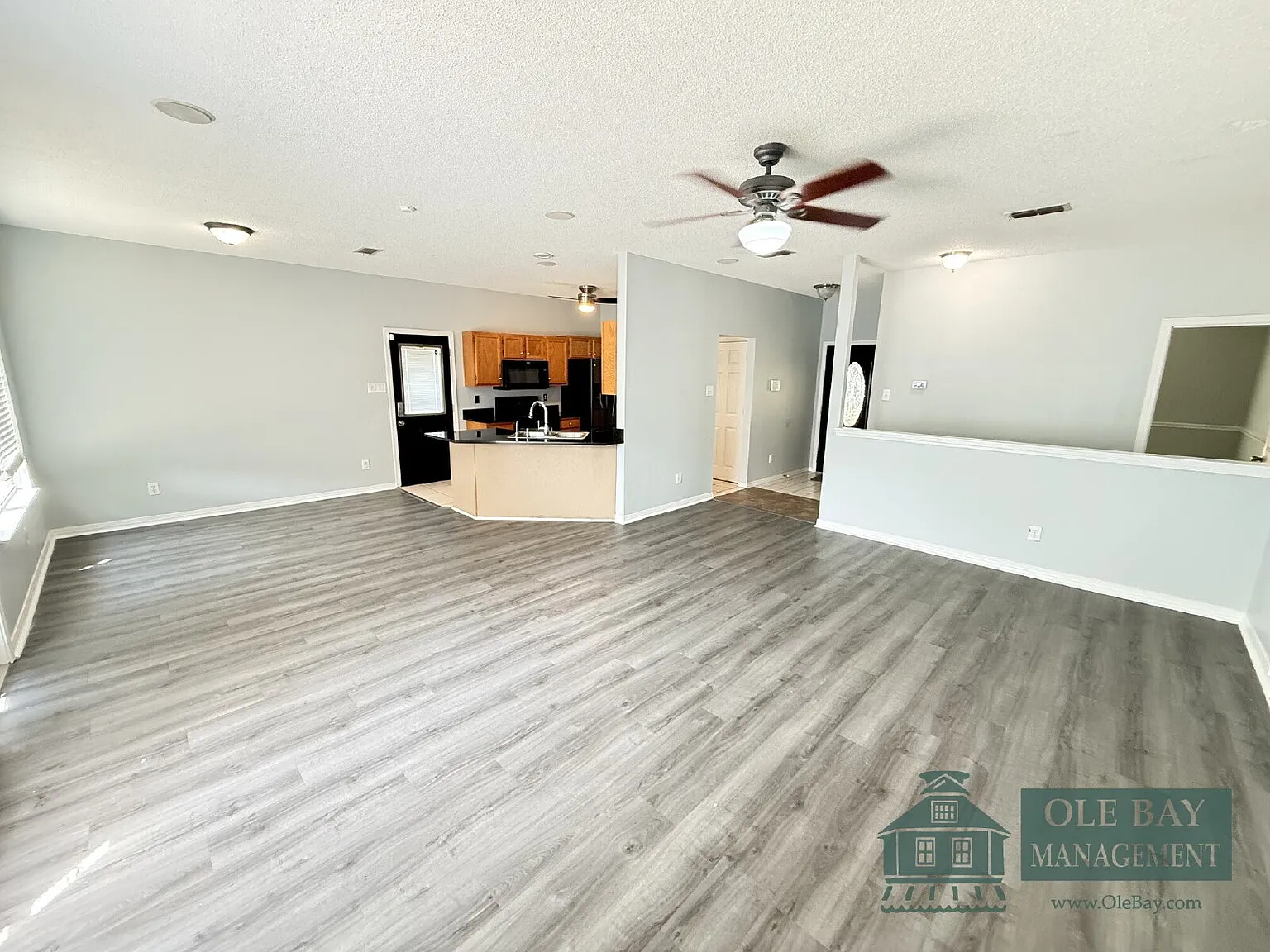 3 bed, 2.0 bath, $1,650 — Photo 3