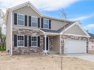726 Natalia Dr, Davison, MI 48423
