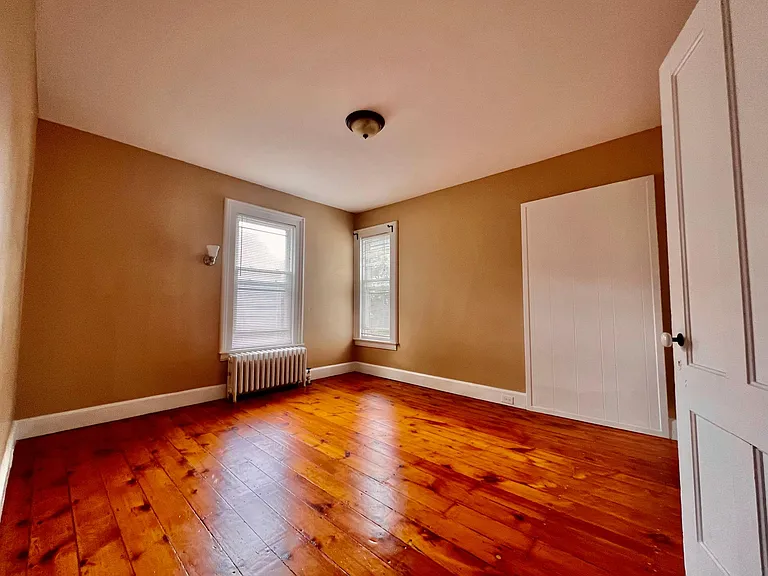 30 Willard St #2 — Photo 18