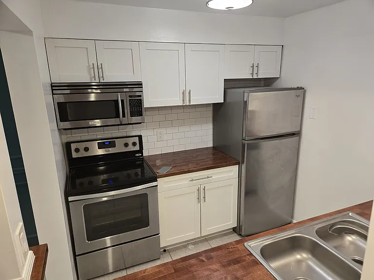 379 79th Ave N #334-1 — Photo 5