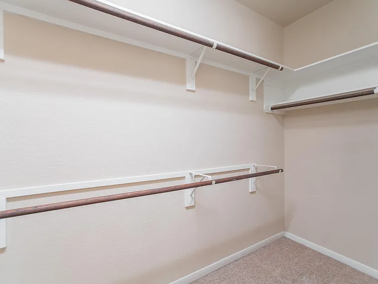 139 S Rocky Point Cir — Photo 33