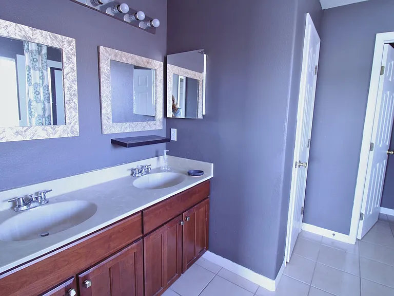 11129 Creek Haven Dr — Photo 21