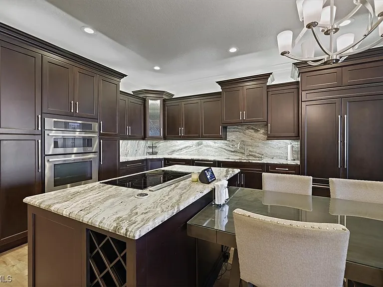 4235 SE 20th Pl #C404 — Photo 5