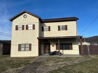 1657 N 2nd St, Ironton, OH 45638