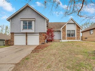 2016 NW 9th St, Blue Springs, MO 64015