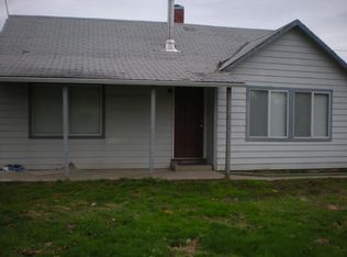 4914 Leonard Rd, Grants Pass, OR 97527