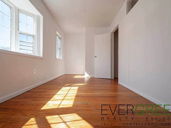 2nd image of 173 Hart St #1R