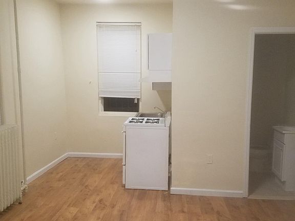 Kitchen & Living Room