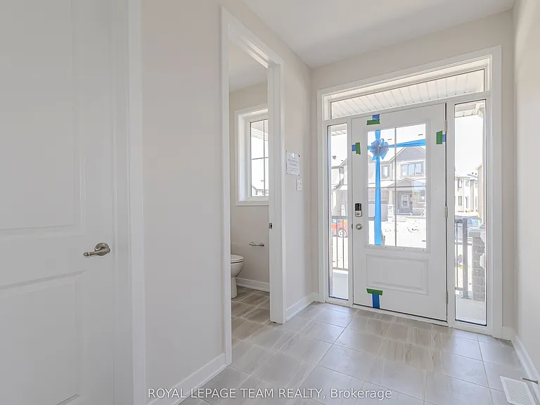 475 Meynell Rd — Photo 4