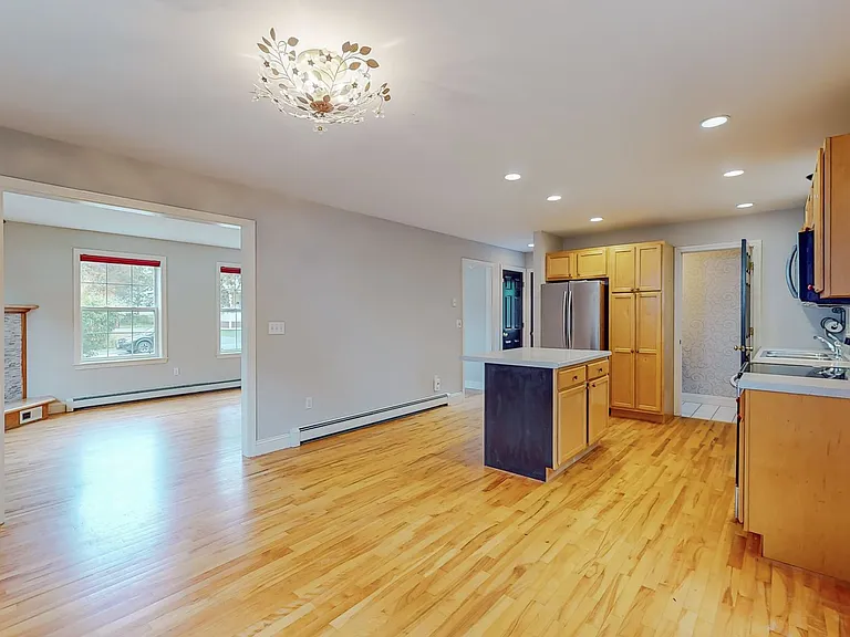 59 Boothby Ave — Photo 14