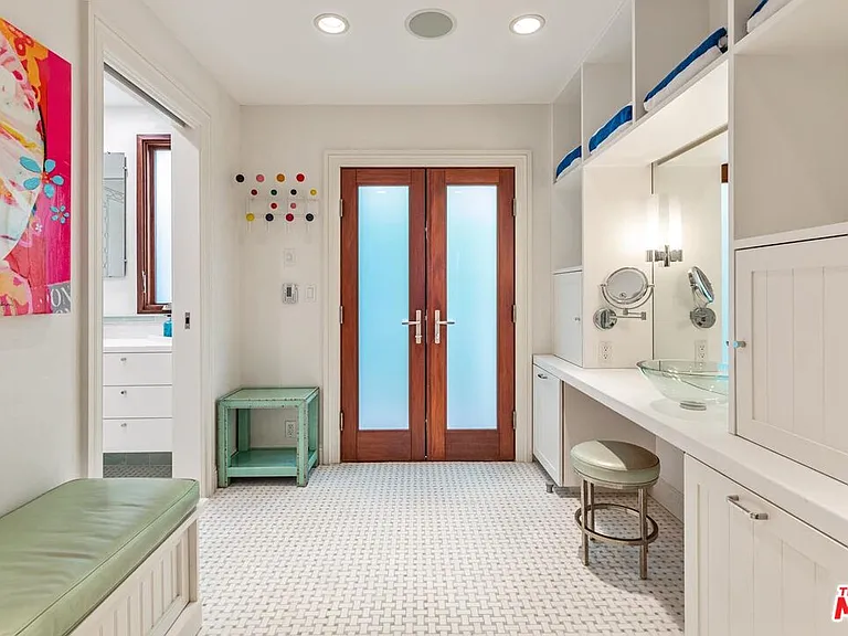 23416 Malibu Colony Rd — Photo 4