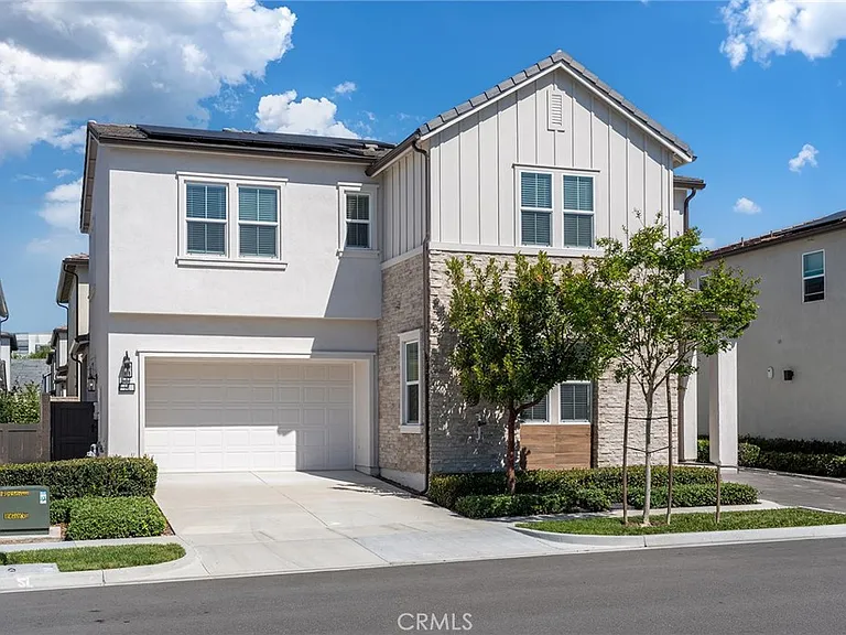 141 Edna Pkwy — Photo 3