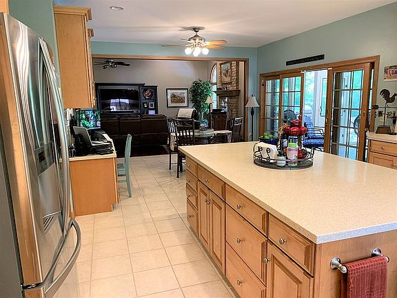 4th image of 2860 Pleasant Valley Dr SW