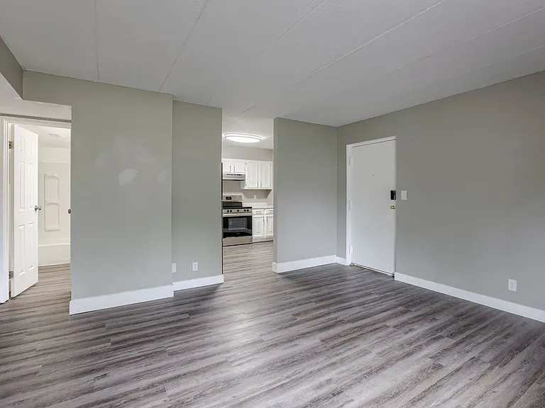 Meadowlark Apts — Photo 20