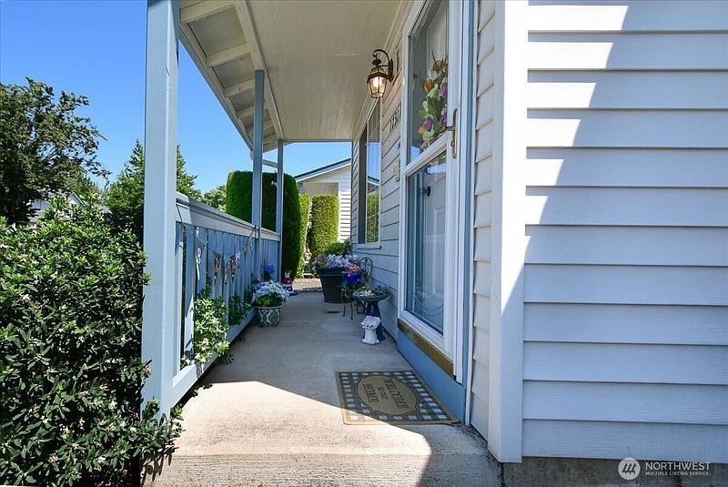 2nd image of 17311 SE 15th Way