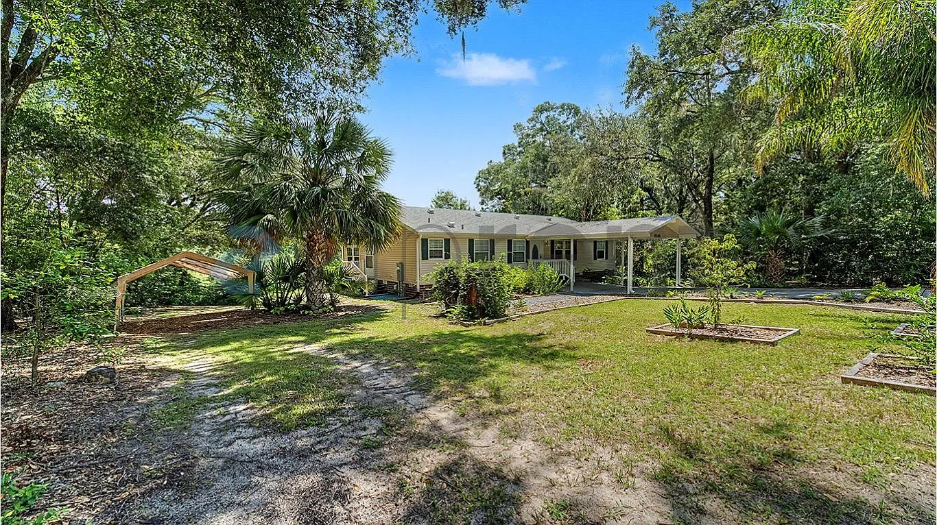 3 bed, 1296 sqft, $1,500 — Photo 3