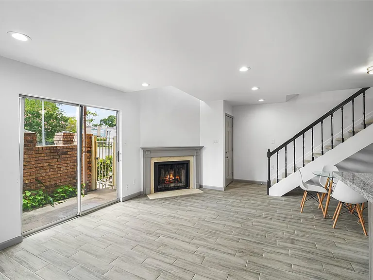 10615 Briar Forest Dr #102 — Photo 3