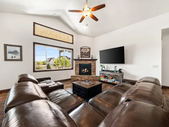 8213 Cherry Blossom Dr, Windsor, CO 80550