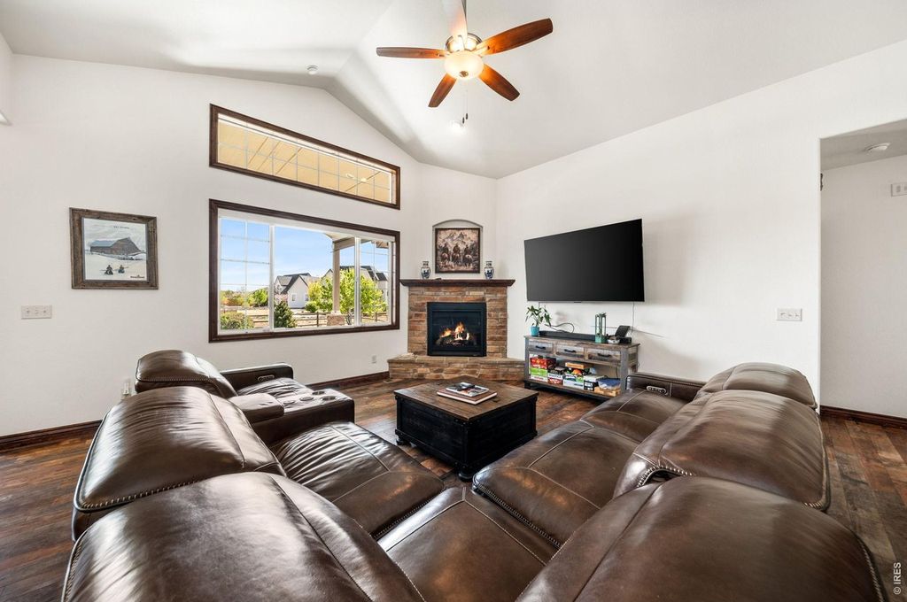 8213 Cherry Blossom Dr