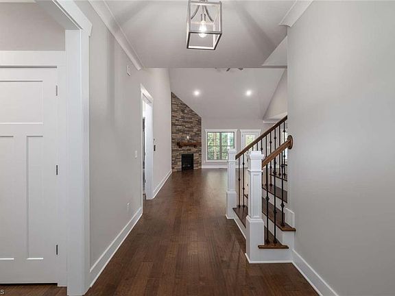 4th image of 7016 Westfield Village Cir