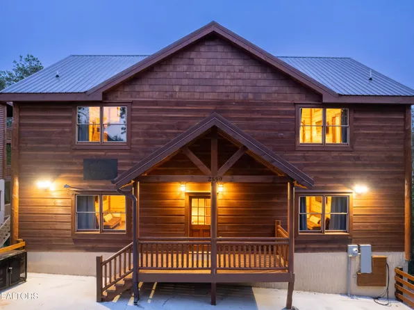 2590 Rogers Way, Sevierville, TN 37876