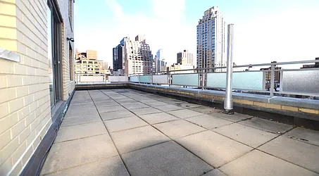Rented by Manhattan Realty Group