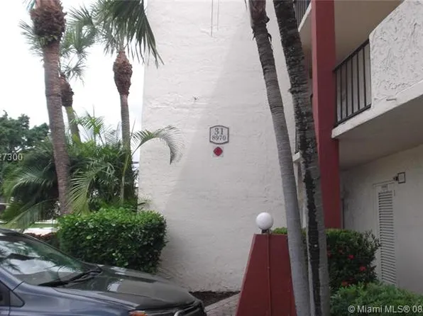 8970 S Hollybrook Blvd APT 106, Hollywood, FL 33025