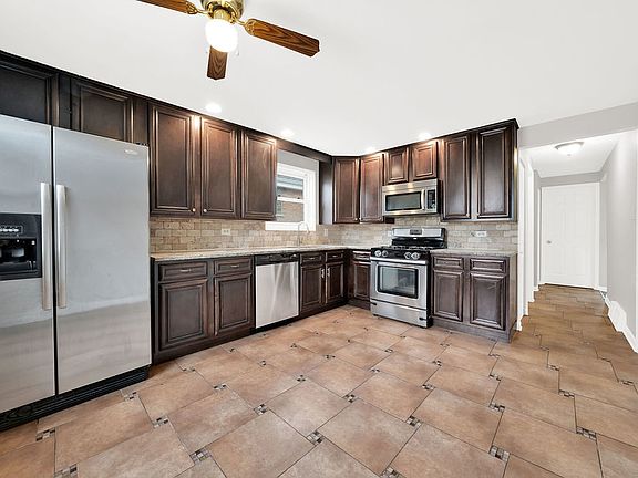 2nd image of 3754 W 76th St