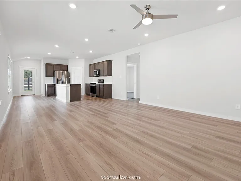1232 Amistad Loop — Photo 7