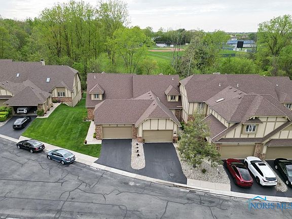 2nd image of 1612 Saddlebrook Ct Unit E