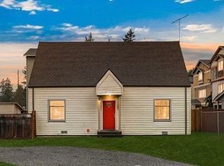 1255 Beach Ave, Marysville, WA