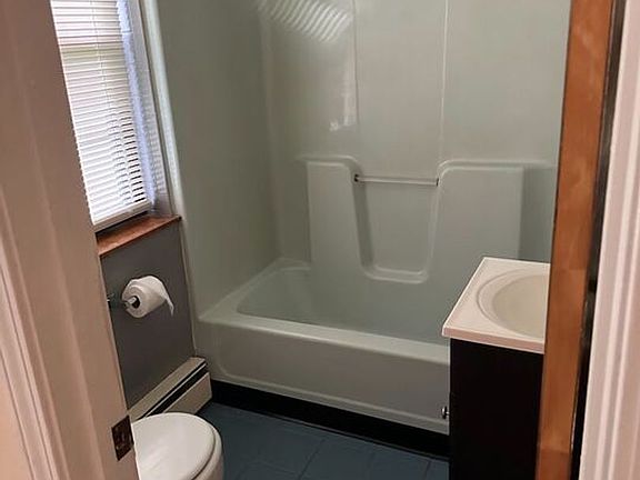 5th image of 1000 Us Route 4 E #105