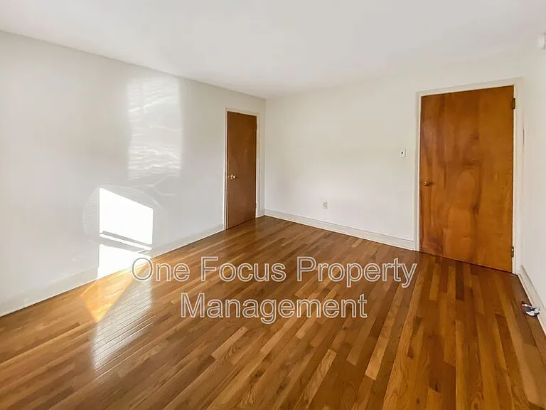 315 N Arch St — Photo 15