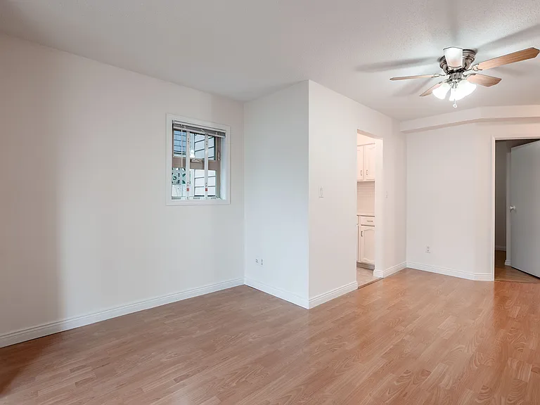 1864 Frances St #101 — Photo 9