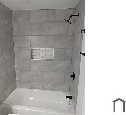 2nd image of 1611 Aisquith St #1611
