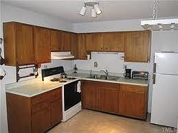 3rd image of 1002 Willow Dr APT 76