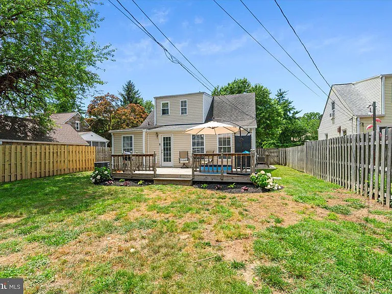 2819 Summerfield Rd — Photo 34