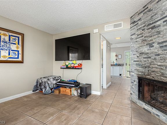 5th image of 7086 Burcot Ave #E5