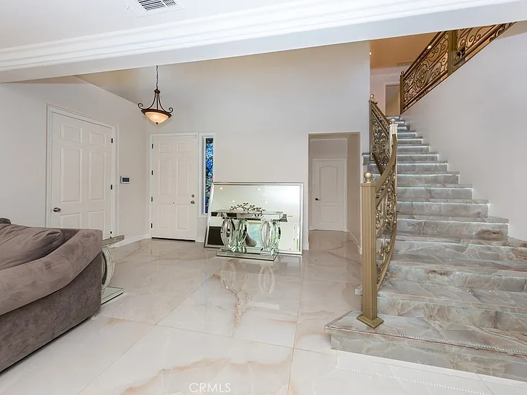 28408 N Hidden Hills Dr — Photo 4