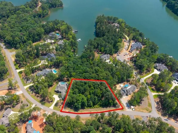 1261 Jumping Rock Dr, Greensboro, GA 30642