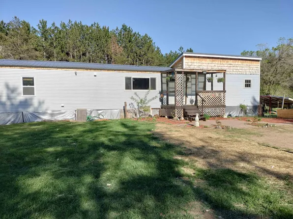 N7626 Neitzel Dr, New Lisbon, WI 53950
