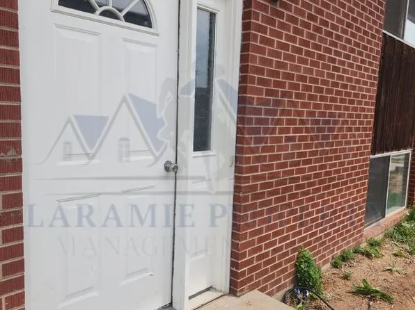 710 Downey St #20, Laramie, WY 82072