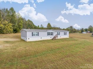963 Lavender Rd, Grover, NC 28073