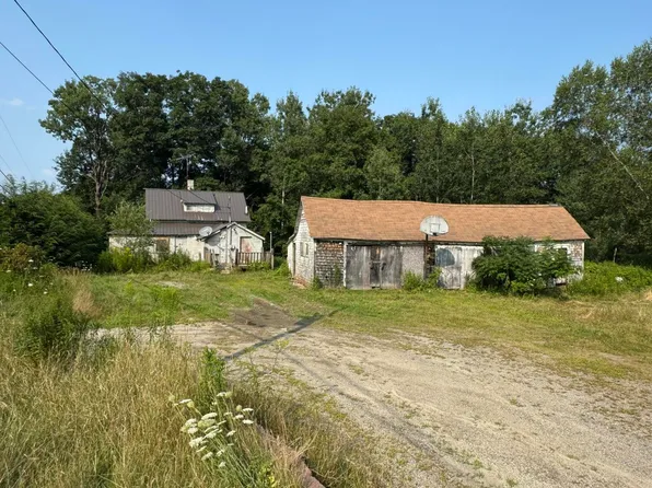 1043 State Route 46, Bucksport, ME 04416